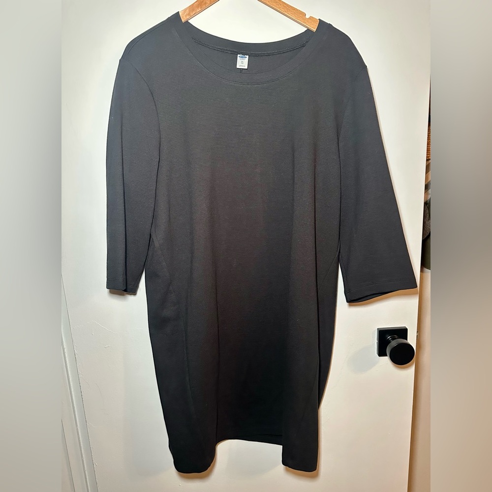 Old Navy black textured shift dress Size XL